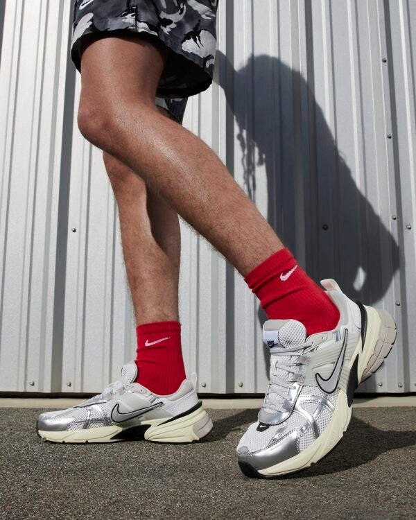 Nike V2K Run